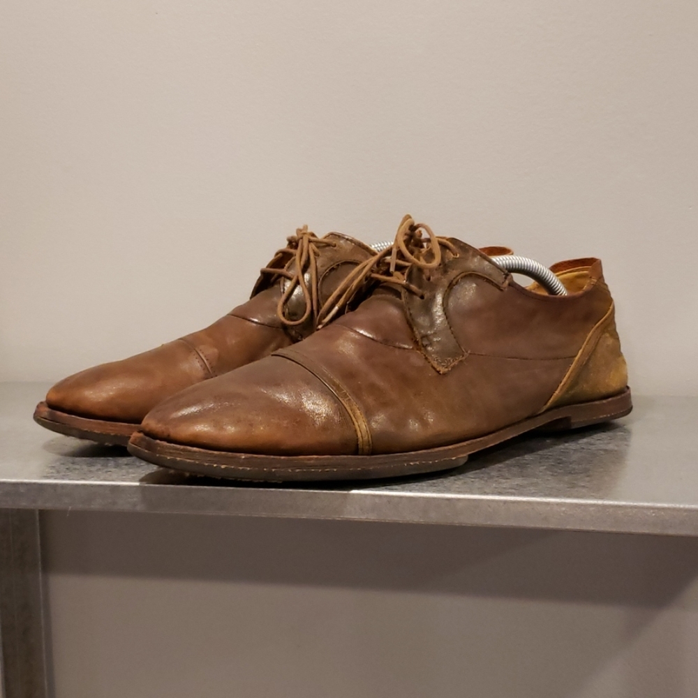 Timberland boot company brown leather dress shoes